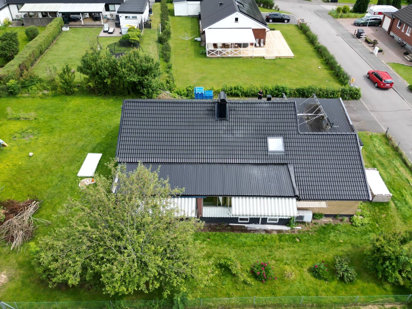 Takbyte utfört av Skandinaviska Takgruppen – Nytt tak i Rävlanda, Bollebygds kommun.